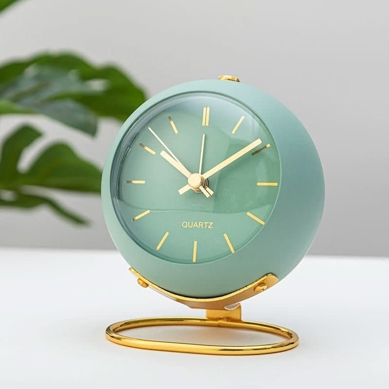 Analog Alarm Clock | Vintage Metal Housing | Silent Movement & Night Light