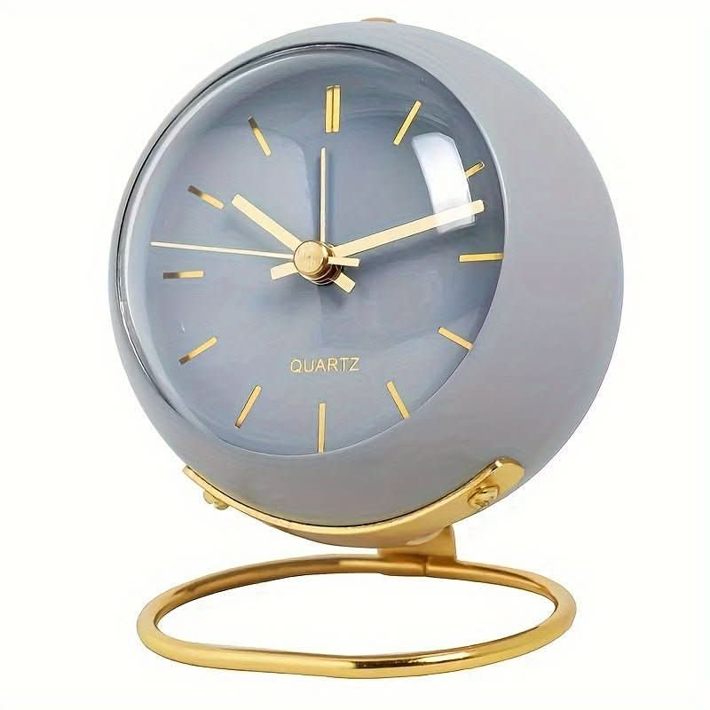 Analog Alarm Clock | Vintage Metal Housing | Silent Movement & Night Light
