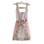 Apron | Water-Resistant With Adjustable Straps & Pockets