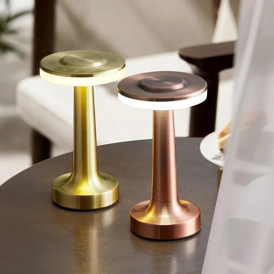 Bar Table Lamp | Retro Design, USB Charging & Three-Level Dimming