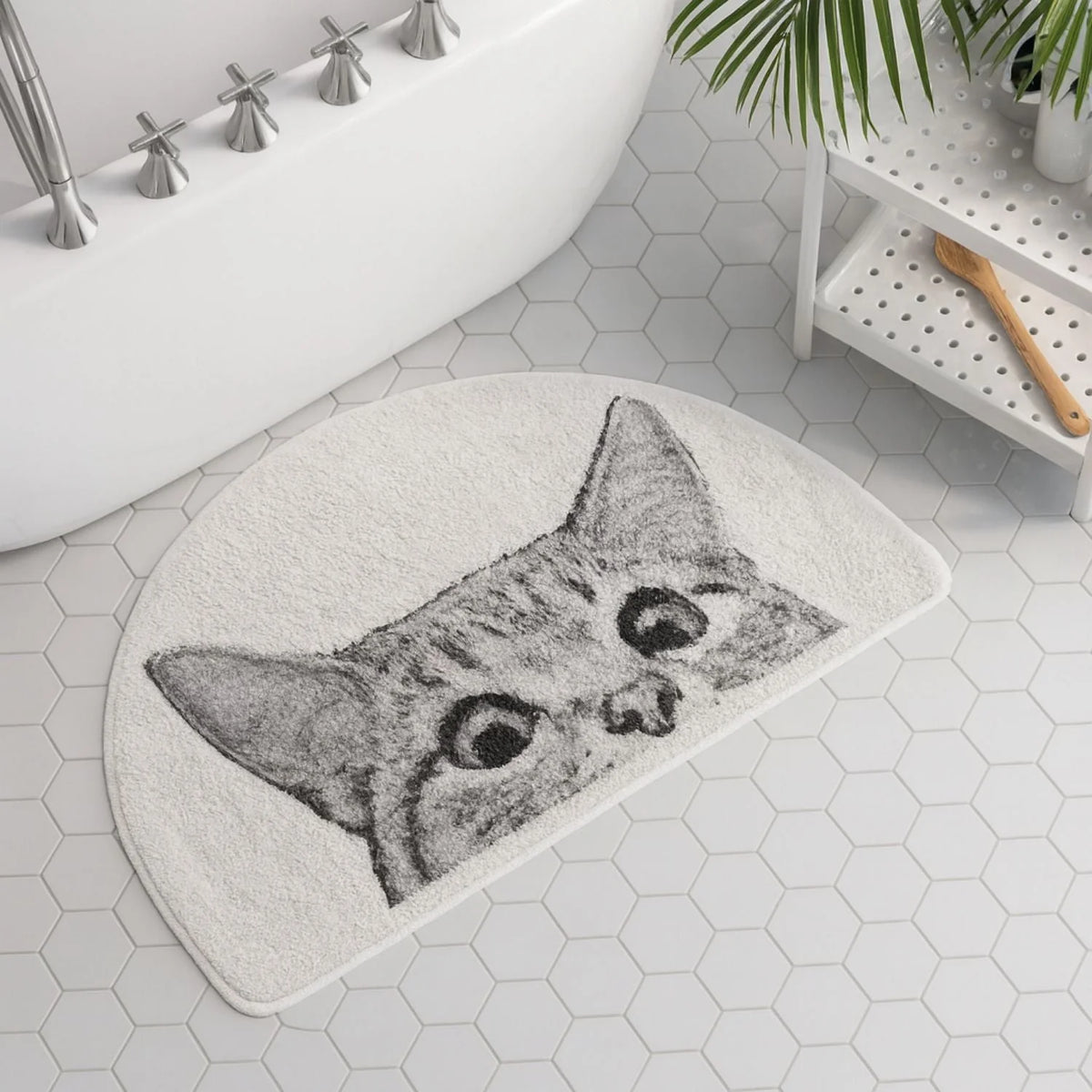 Bath Mat | Plush Polyester & Non-Slip Backing