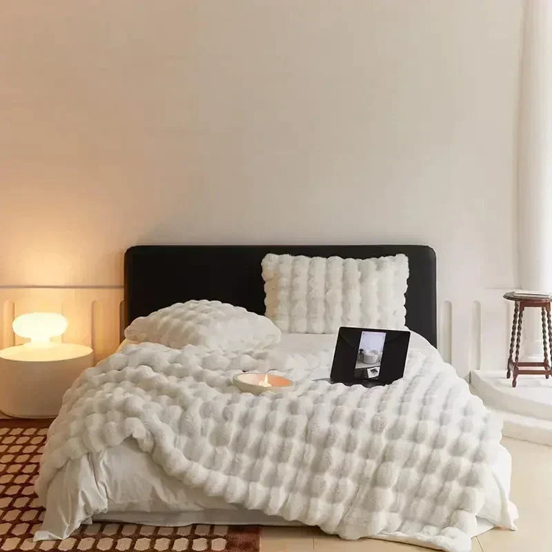 Blanket | Tuscan Faux Fur & Anti-Pilling | 100 x 160 cm