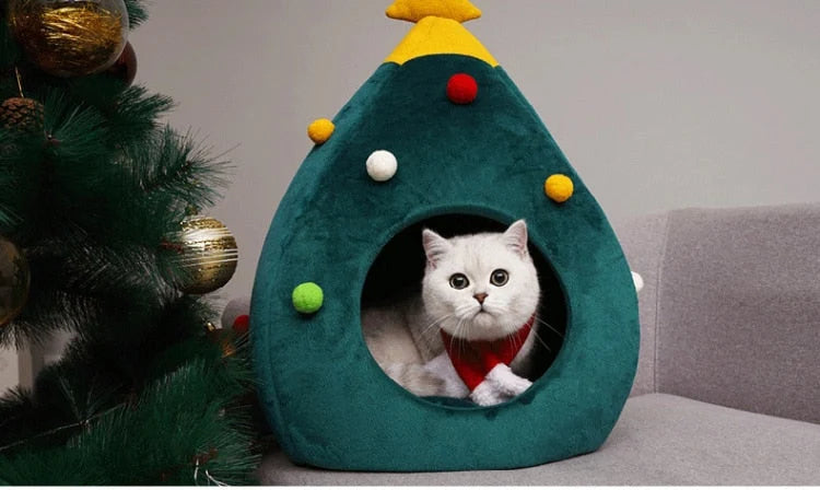 Cat Bed | Christmas Tree Shape & Soft Plush | Size M & L