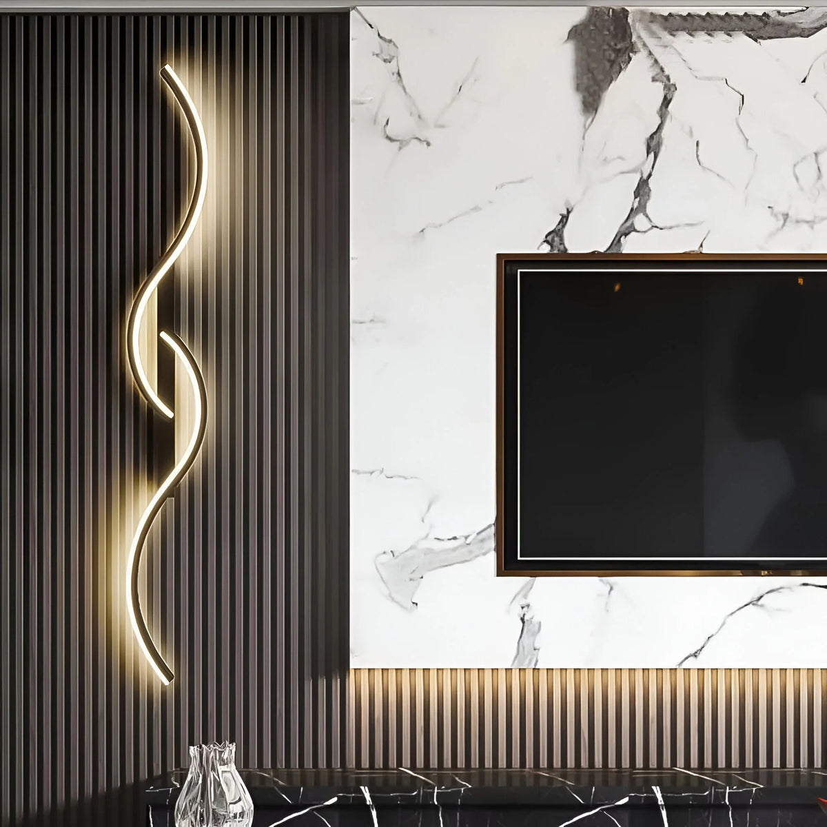 Wall Light | Curved Design | Adjustable Color Temperature