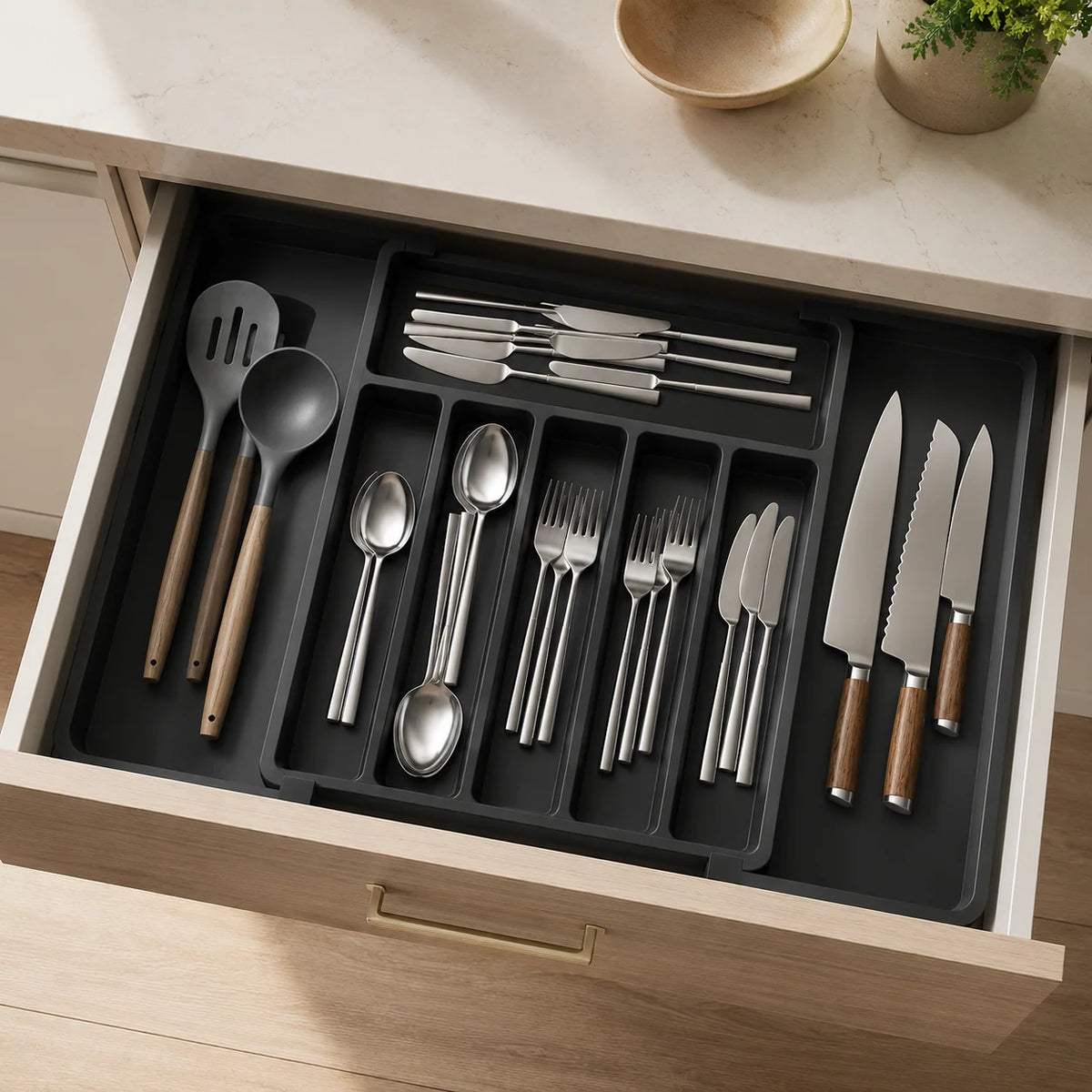 Cutlery Drawer Organizer | Expandable & Divided Compartments | Non-Slip Base