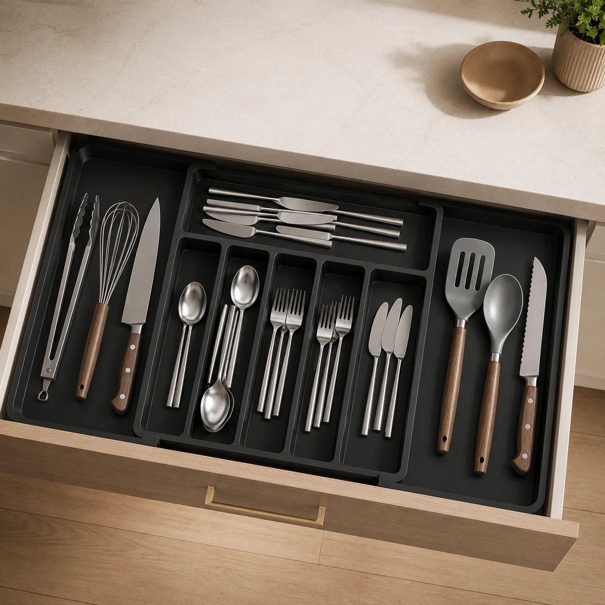 Cutlery Drawer Organizer | Expandable & Divided Compartments | Non-Slip Base