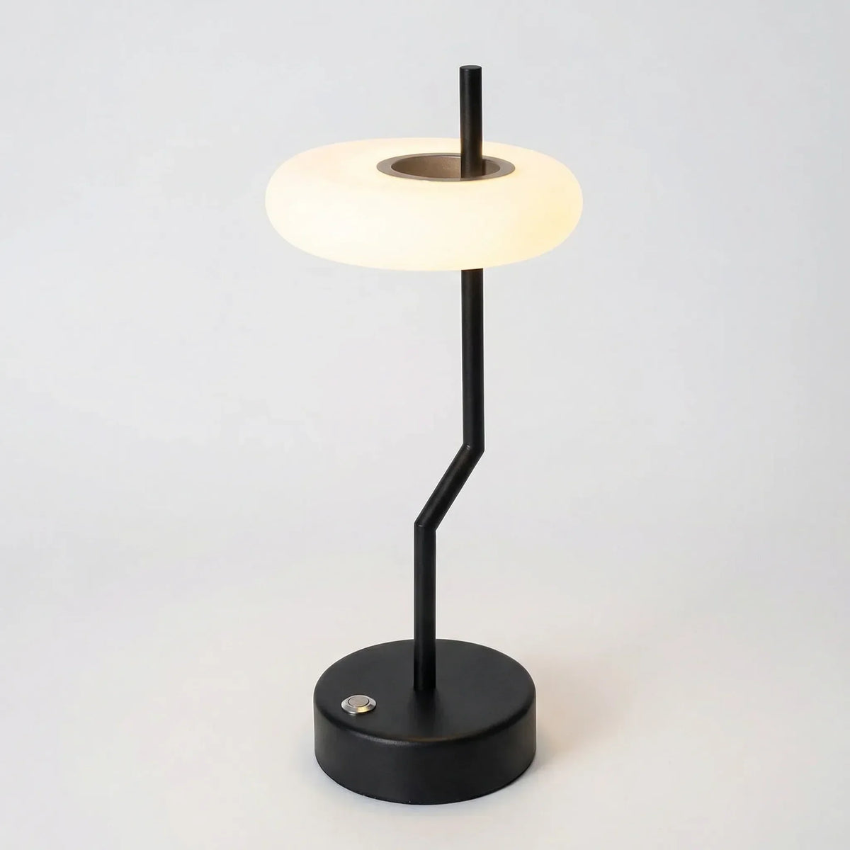Desk Lamp | Disc-Shaped Shade & Touch Dimming | 16 cm Diameter