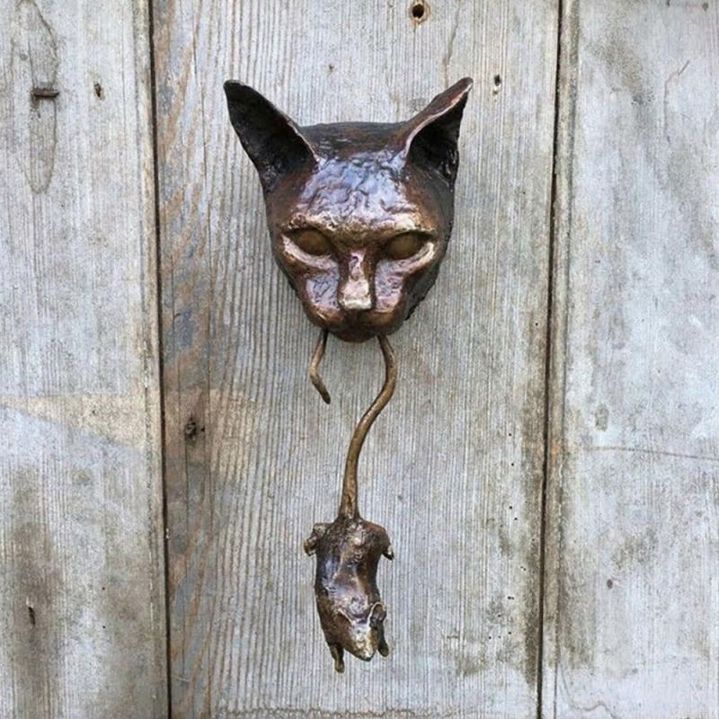 Door Knocker | Oxidized Brown Resin Cat & Mouse Design