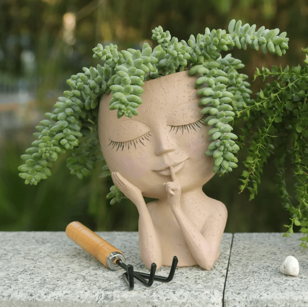 Face Planter | Head-Shaped & Drainage Hole | 18 cm Tall