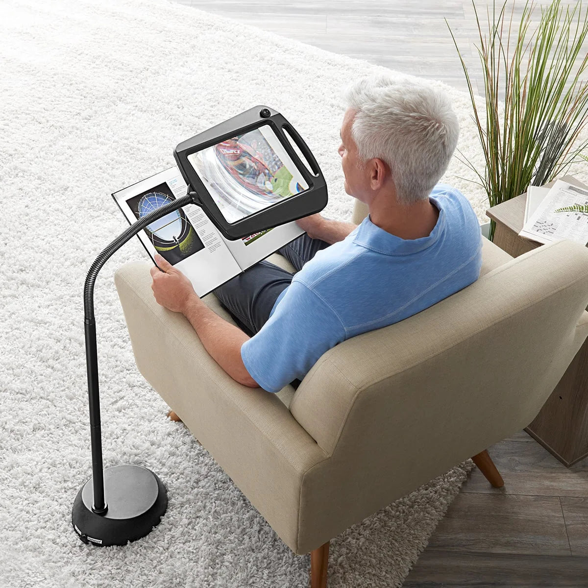 Floor Magnifying Lamp | 3X Magnification & Adjustable Gooseneck | 8 x 10 Inch Lens