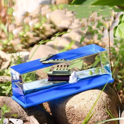 Fluid Drift Bottle | Floating Ship & LED Lighting | USB-Powered
