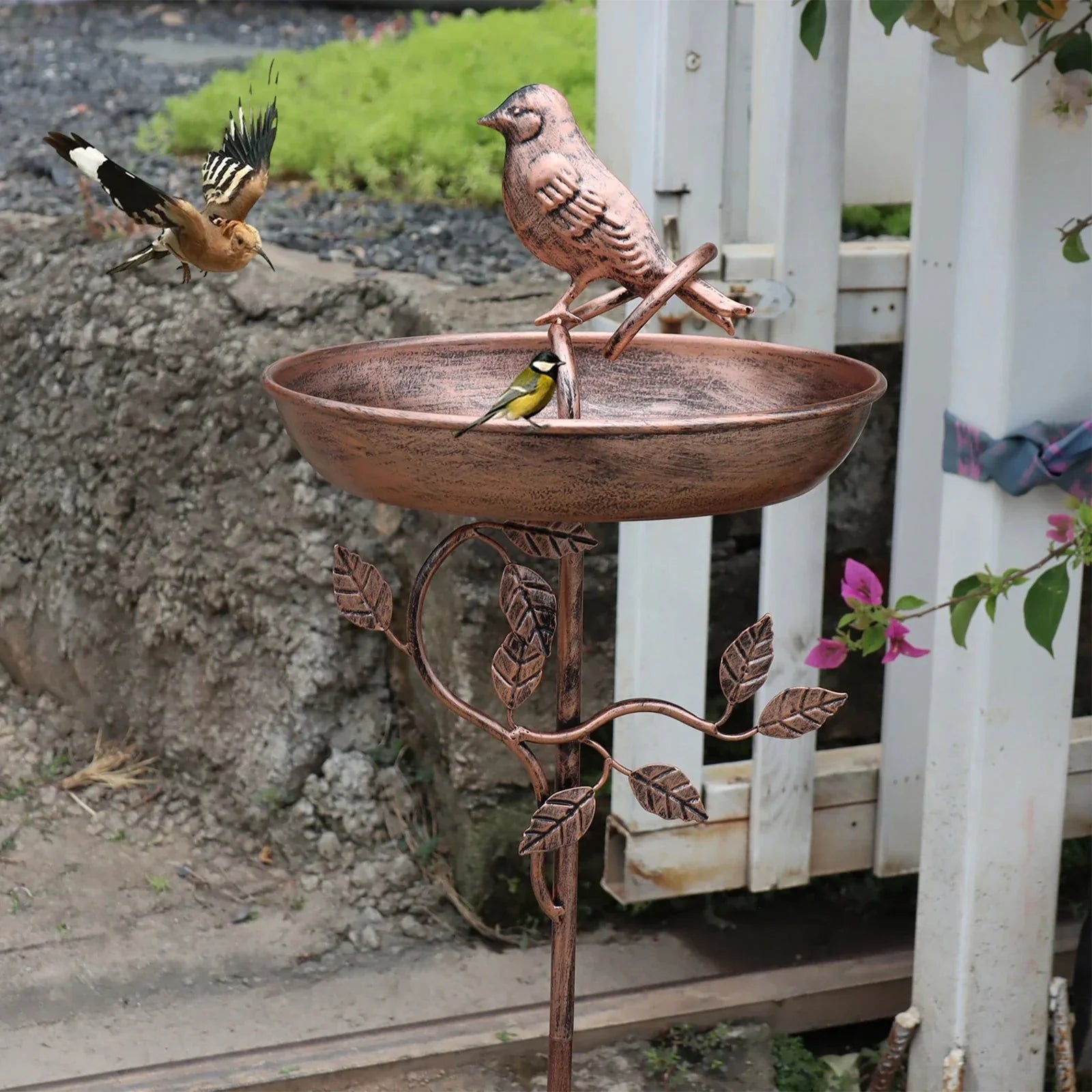 Garden Bird Bath | Decorative Metal Bowl | Ground Spike