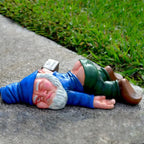 Garden Gnome Figurine | Humorous Reclining Design & Weather-Resistant | 15 cm