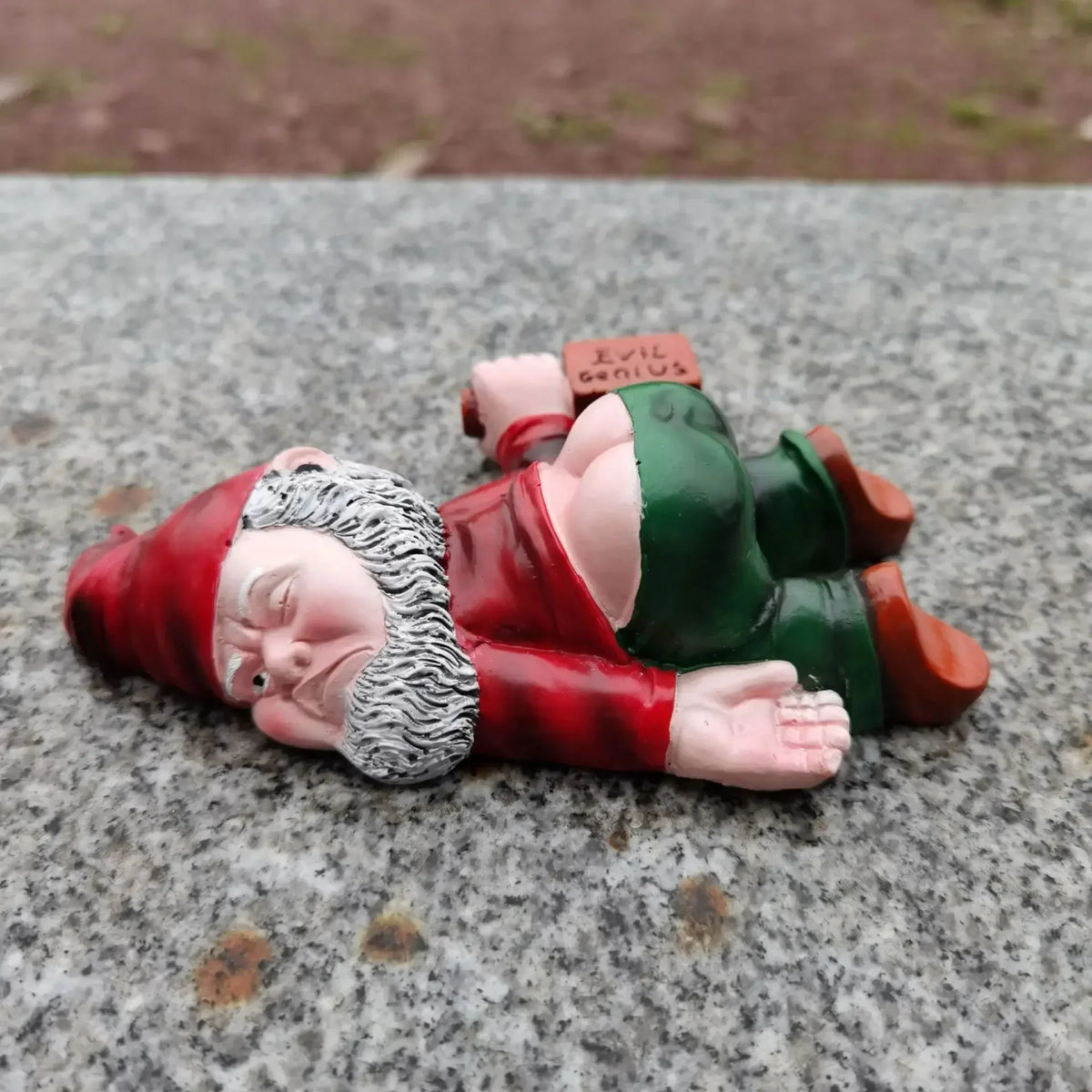 Garden Gnome Figurine | Humorous Reclining Design & Weather-Resistant | 15 cm