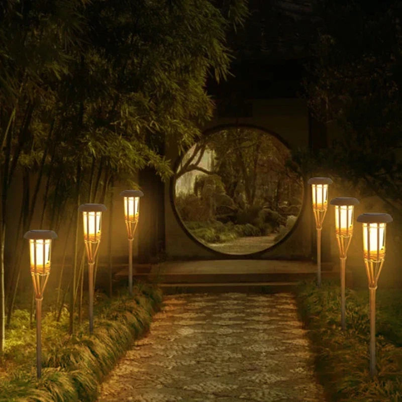 Garden Torches | Flickering Flame & Solar-Powered | Set of 5