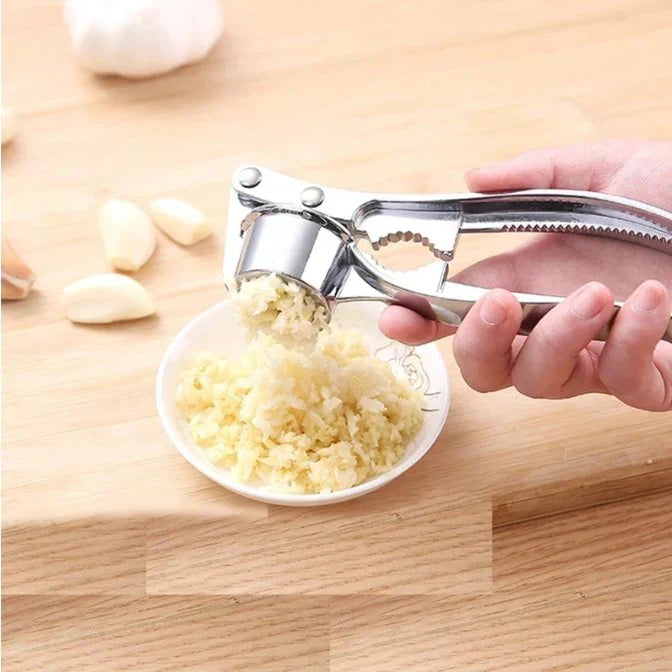Garlic Press | Stainless Steel & Ergonomic Handle