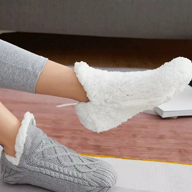 Indoor Socks | Warmth-Retaining, Non-Slip & Stretchable