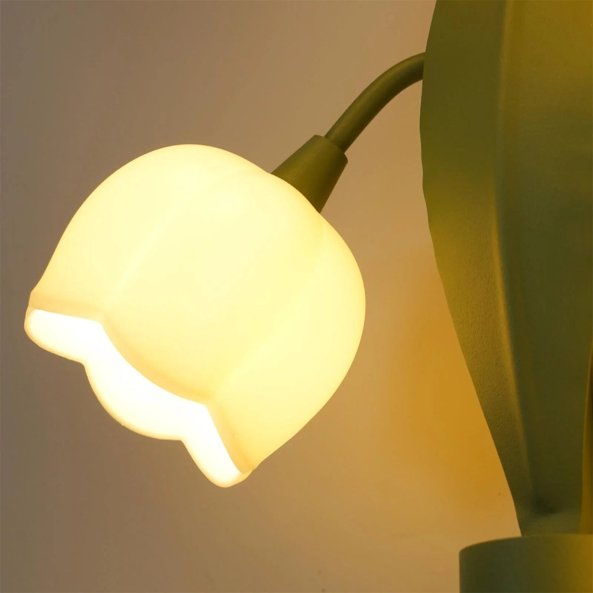 Indoor Wall Lamp | Orchid-Shaped PC Shade | Metal Fixture, 18.5 cm