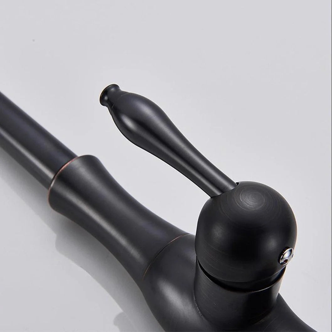 Kitchen Faucet | Pull-Out Spray Head & Copper Finish