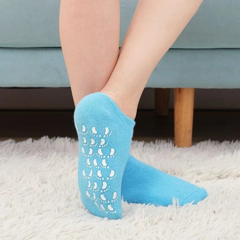Moisturizing Socks | Vitamin E Gel Lining & Non-Slip Sole