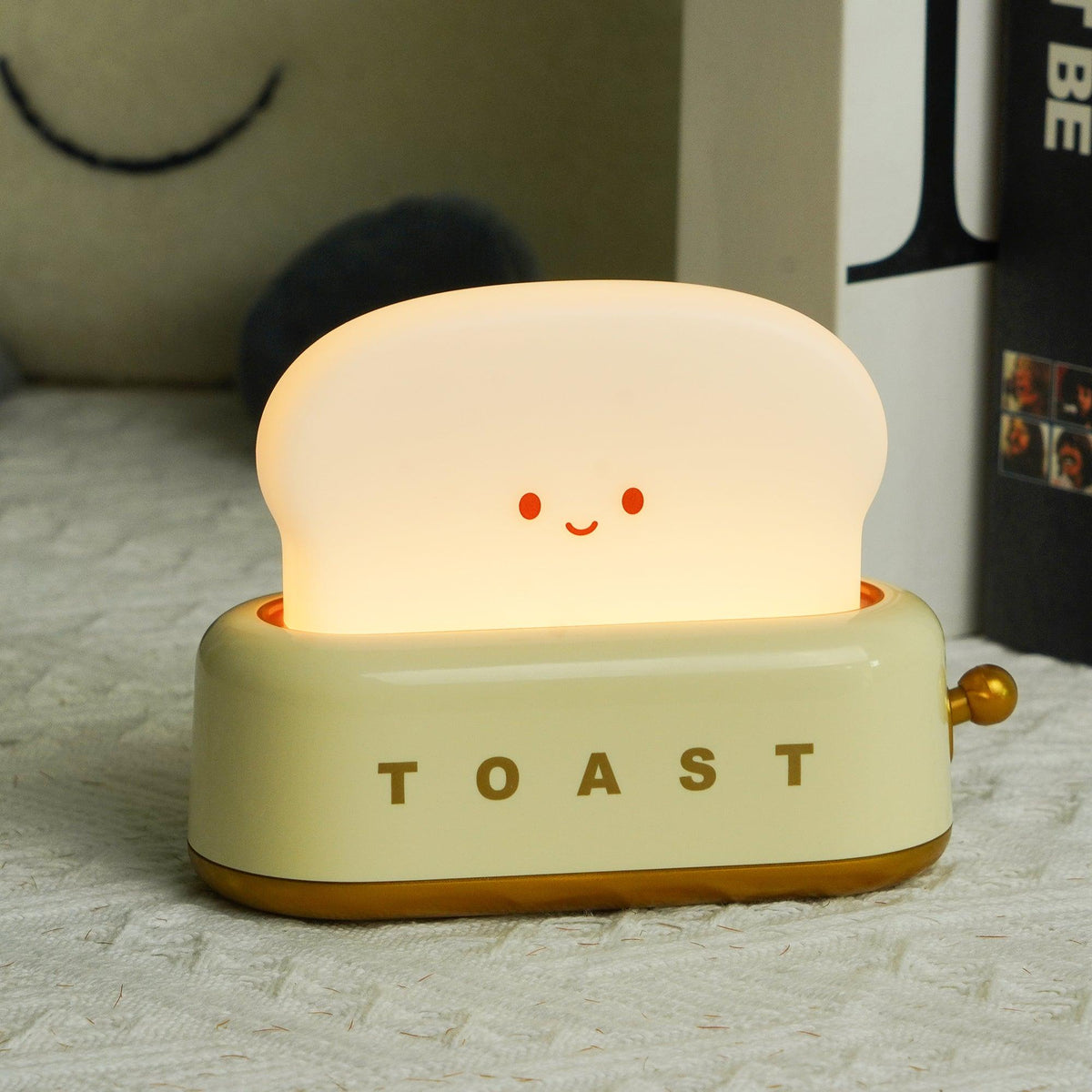 Night Light | Toaster-Shaped Warm 3000K LED & Adjustable Brightness