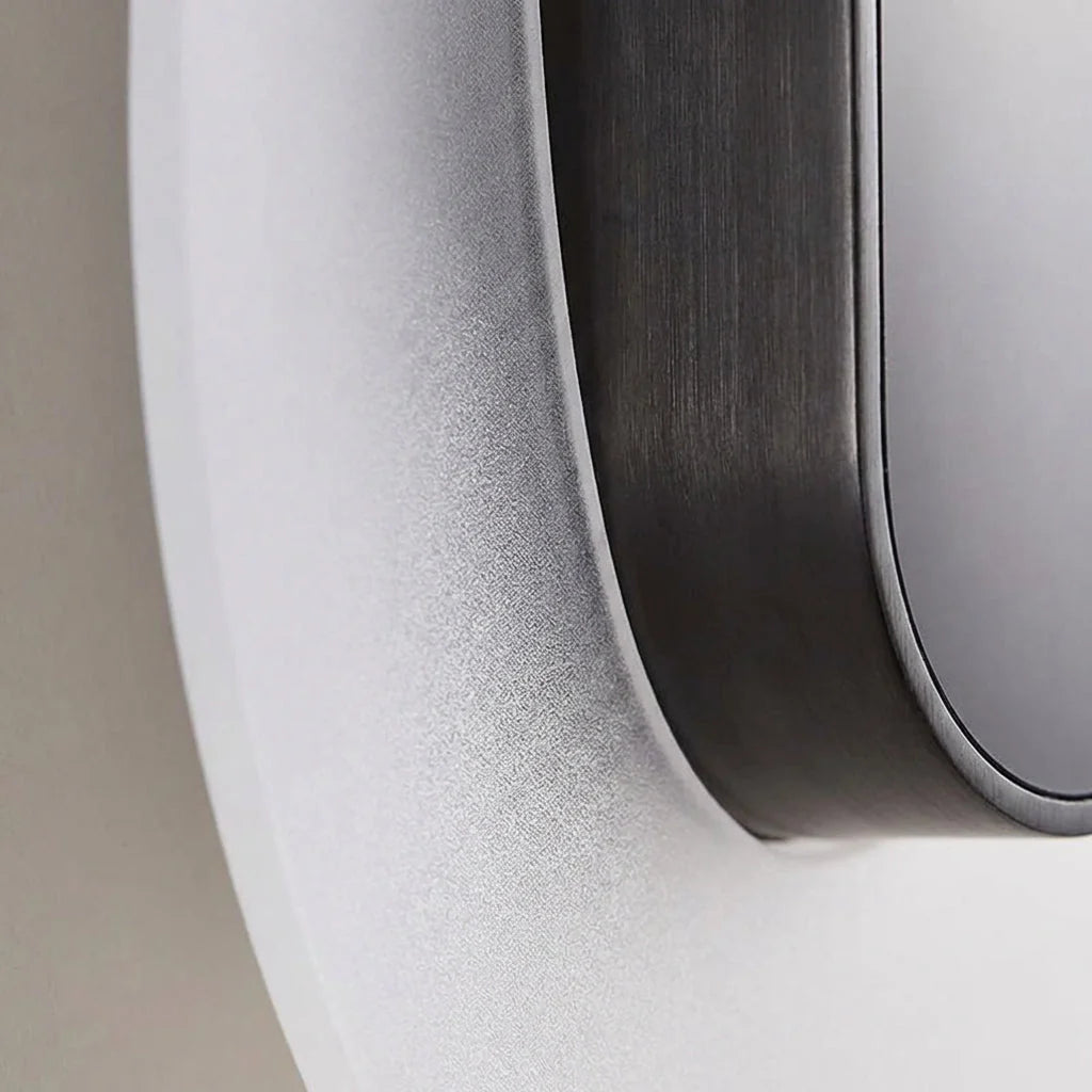 Outdoor Wall Light | LED & Weather-Resistant | Round Profile