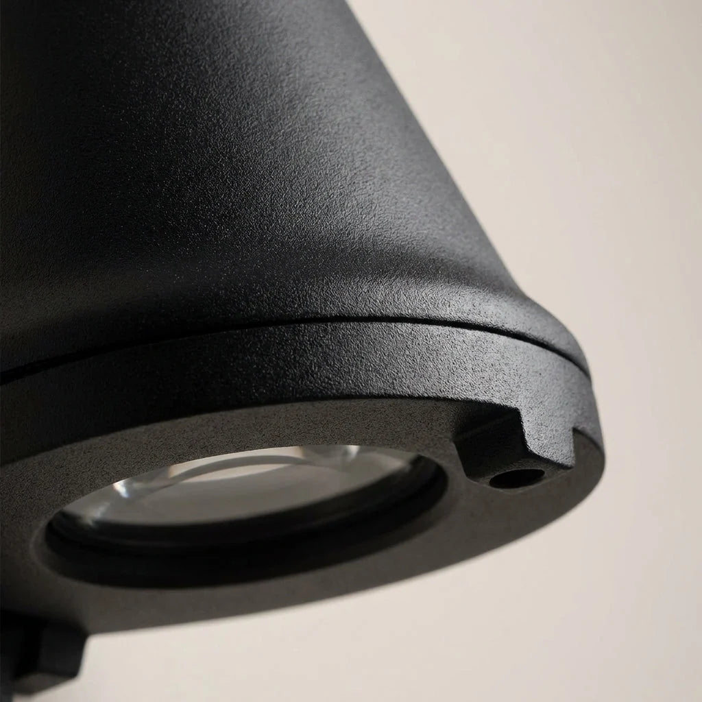 Outdoor Wall Light | Warm Light & Compact Metal Housing