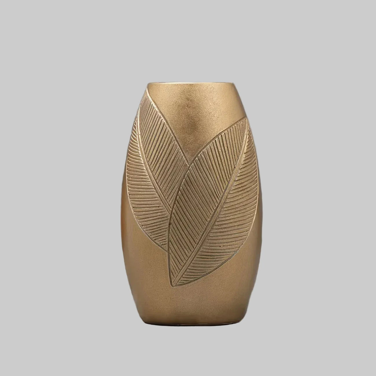 Oval Vase | Leaf Pattern & Textured Ridges