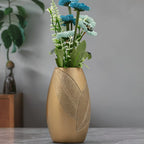 Oval Vase | Leaf Pattern & Textured Ridges
