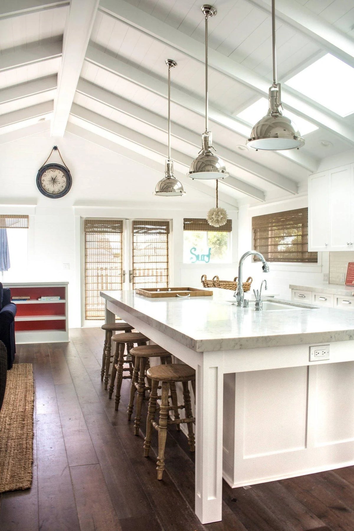 Pendant Light | Polished Chrome & Integrated Diffuser
