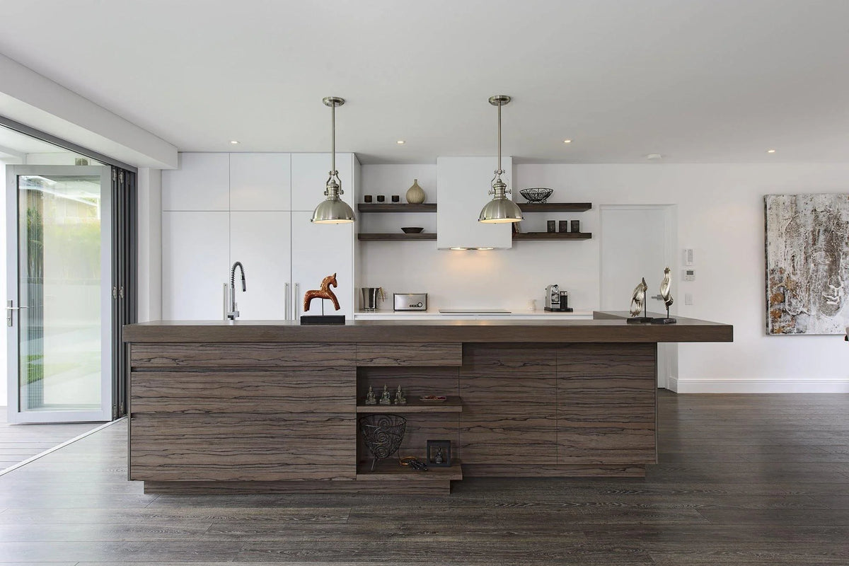 Pendant Light | Polished Chrome & Integrated Diffuser
