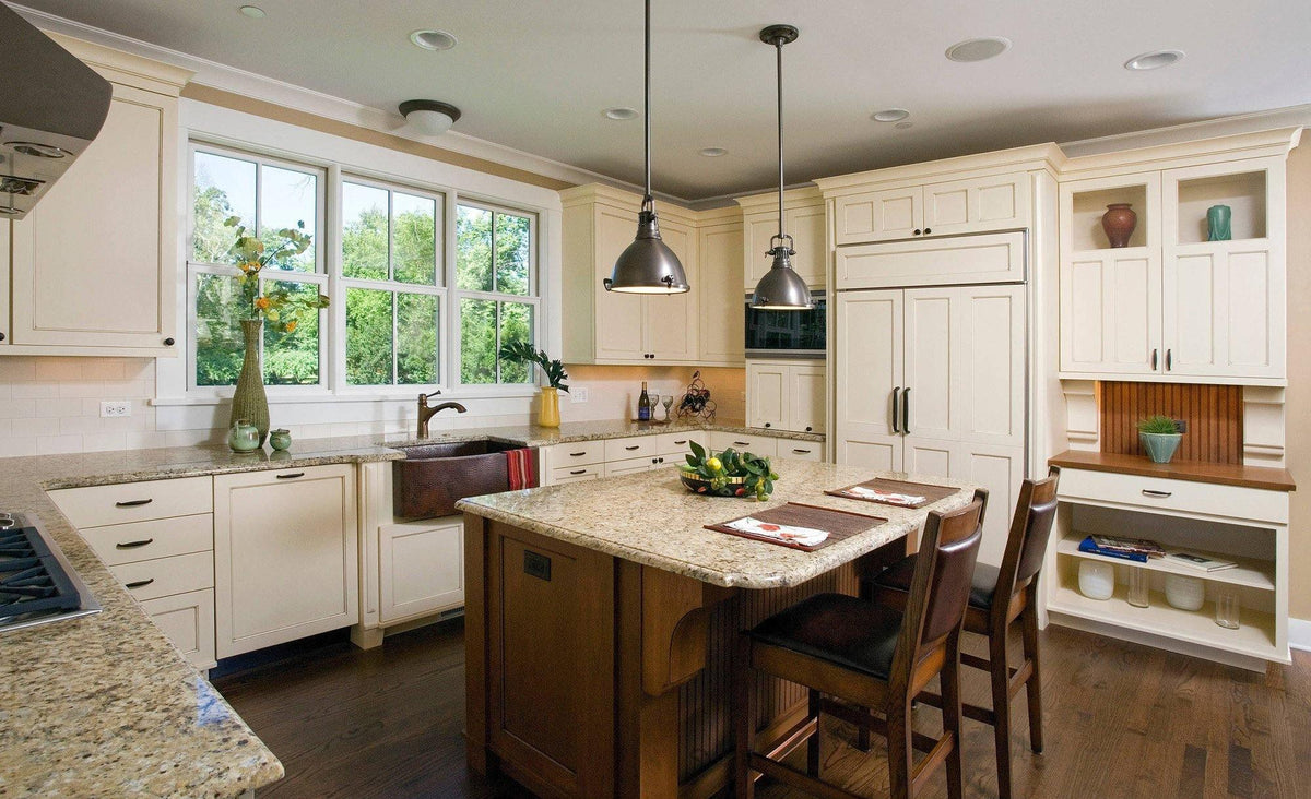 Pendant Light | Polished Chrome & Integrated Diffuser