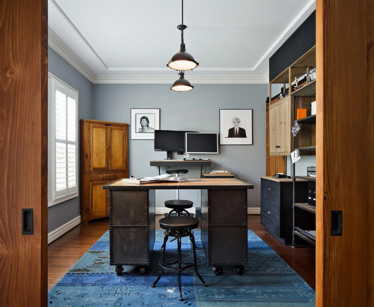 Pendant Light | Polished Chrome & Integrated Diffuser