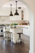 Pendant Light | Polished Chrome & Integrated Diffuser
