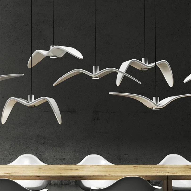 Pendant Light | Seagull-Inspired Bird-Wing & Resin | 39 x 12 cm