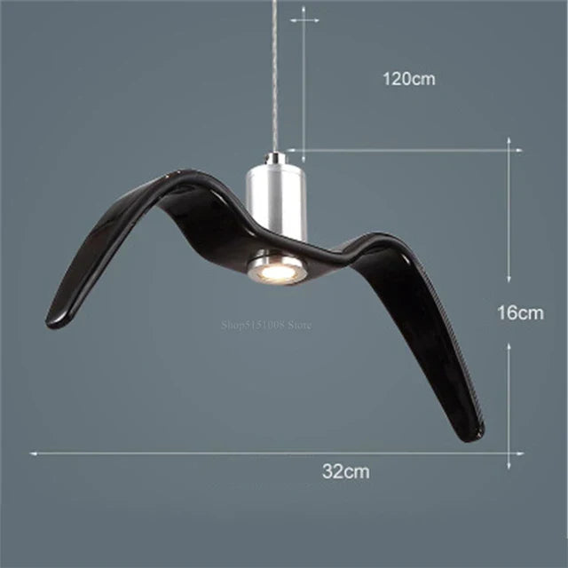 Pendant Light | Seagull-Inspired Bird-Wing & Resin | 39 x 12 cm