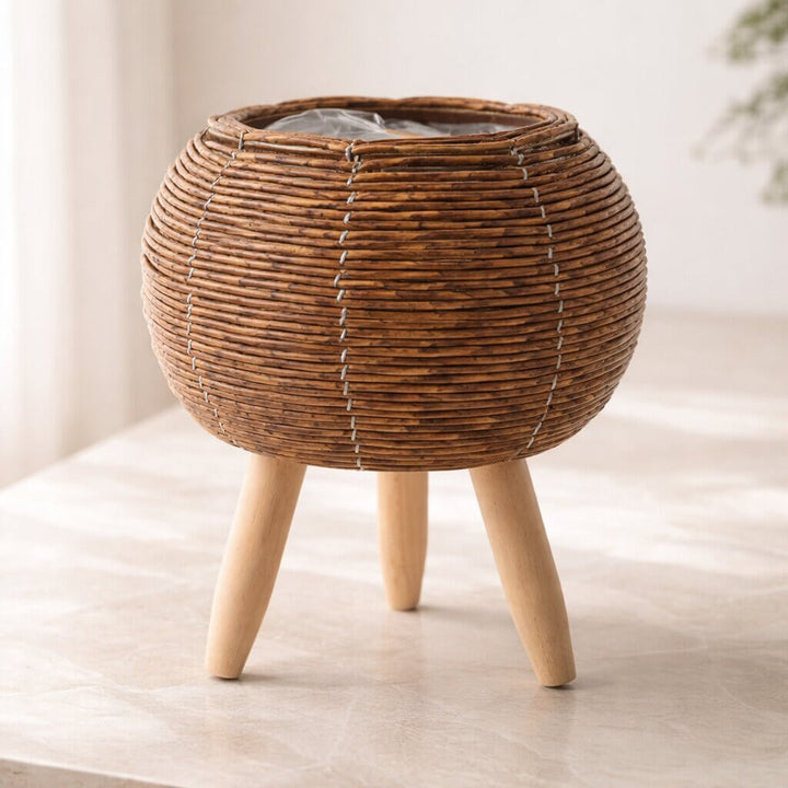 Plant Pot | Basket Weave & Wooden Feet | Inner Planting Insert