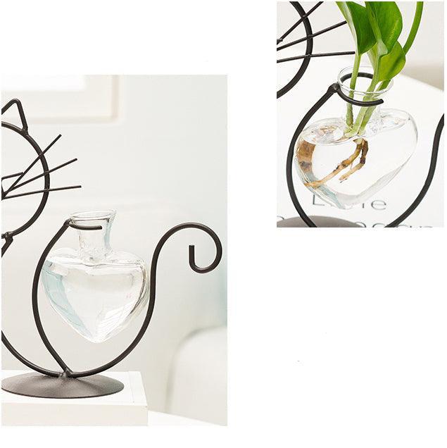 Planter | Cat-Shaped Frame & Heart Vase | For Small Plants