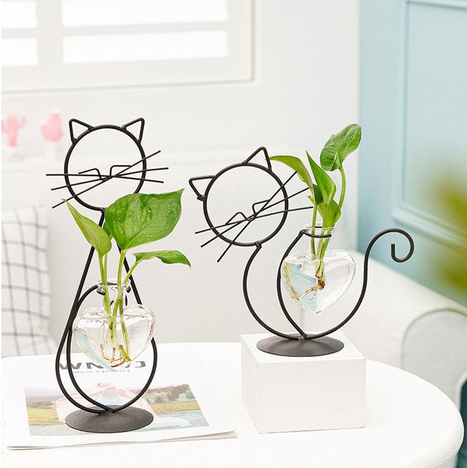 Planter | Cat-Shaped Frame & Heart Vase | For Small Plants