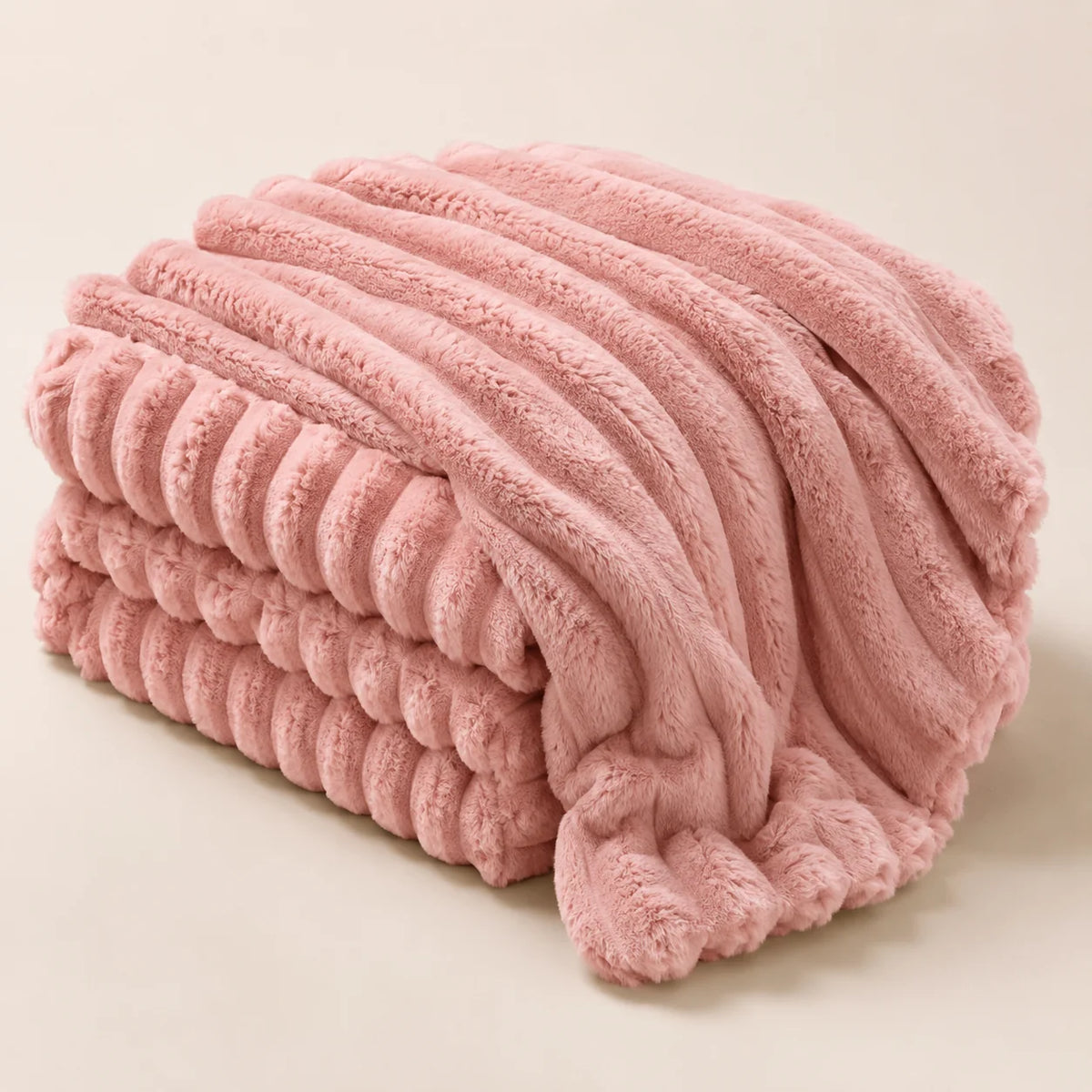 Plush Blanket | Soft Plush & Raised Ribbed Texture | 150 x 200 cm & 200 x 230 cm