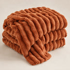 Plush Blanket | Soft Plush & Raised Ribbed Texture | 150 x 200 cm & 200 x 230 cm