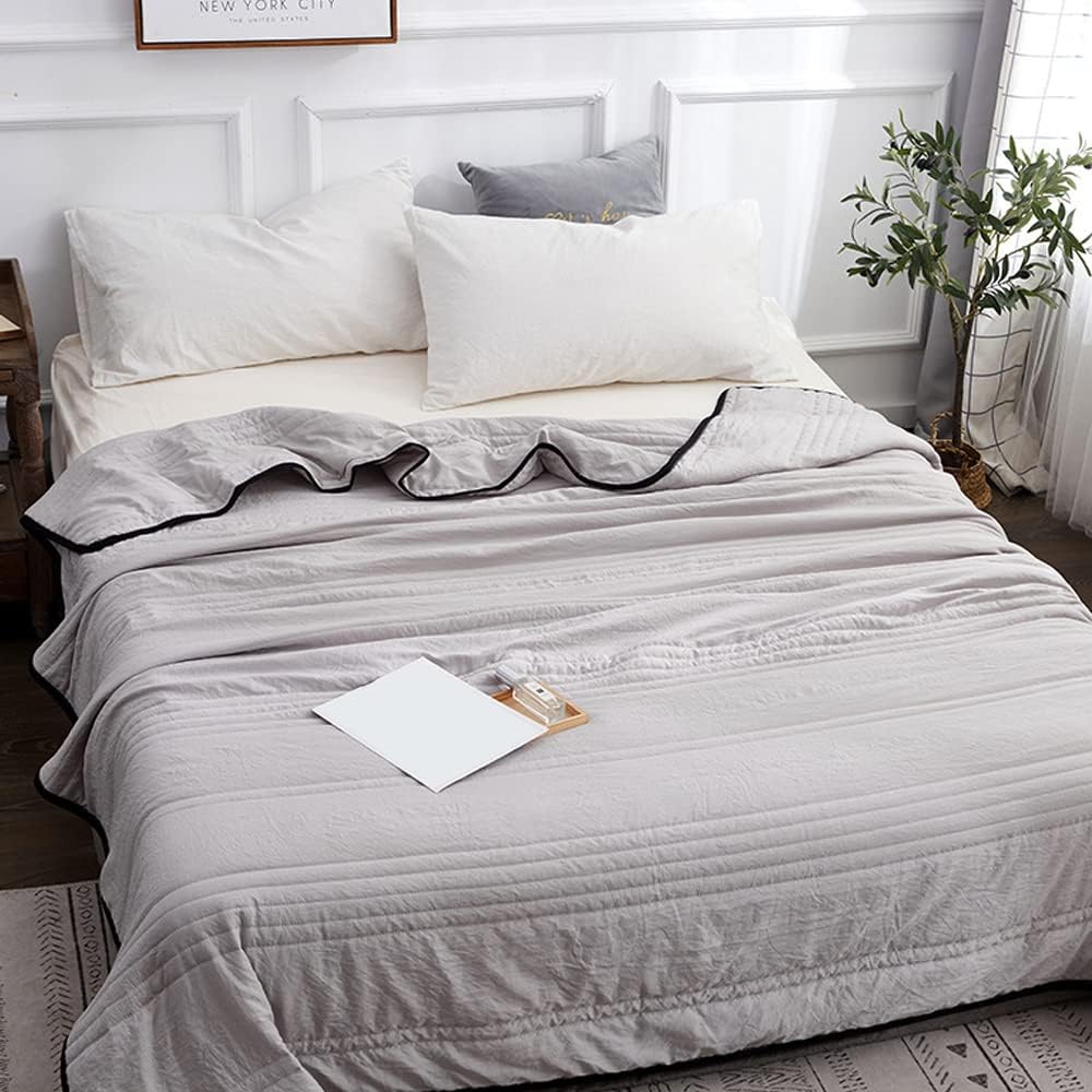Quilted Bed Blanket