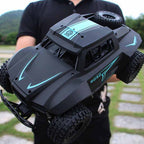RC Monster Truck | 2.4 GHz Control & Shock-Resistant Suspension | 50 m Range