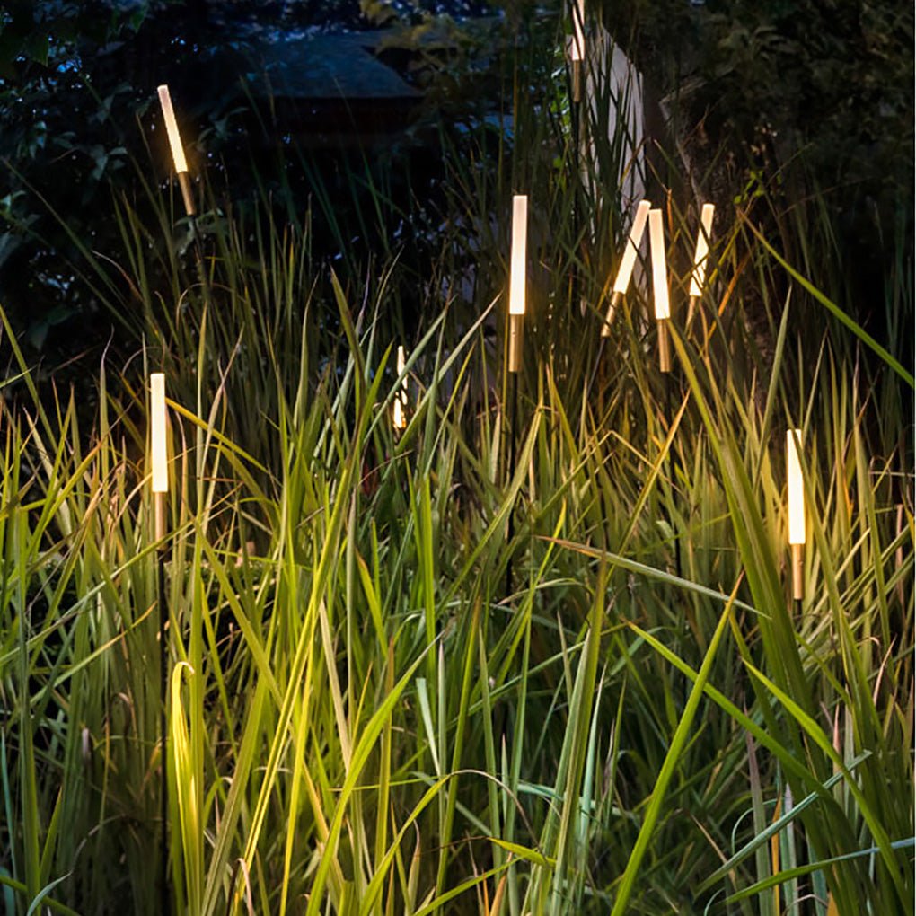 Reed-Shaped Landscape Lights