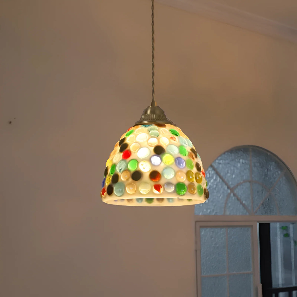 Retro Colorful Natural Shell Handmade Brass Pendant Lamp