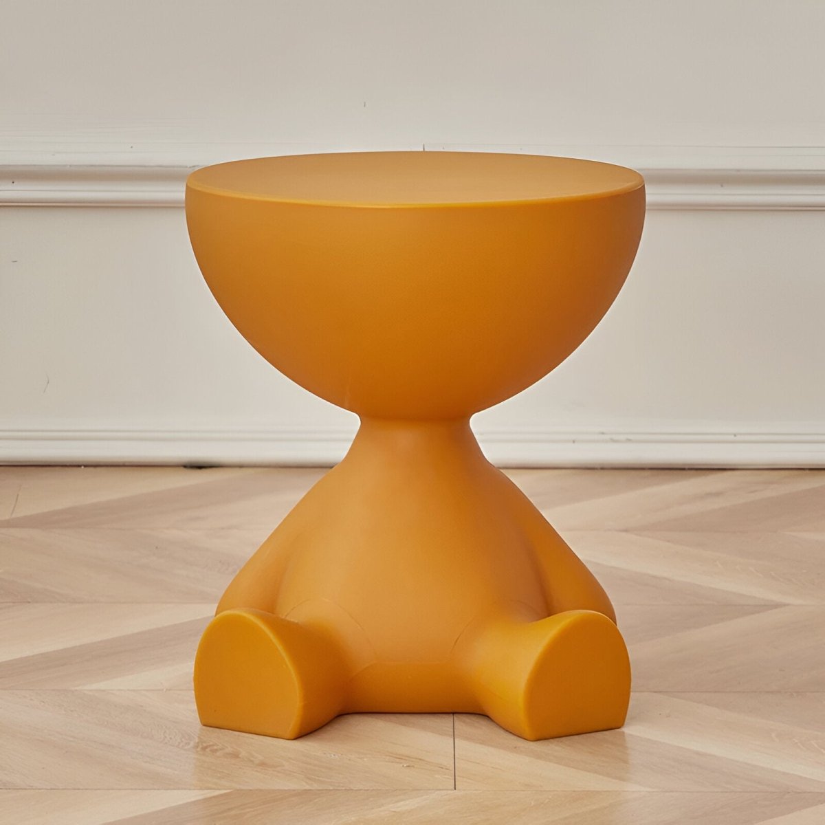 Coffee Table | Round Minimalist Design | 37 cm Diameter