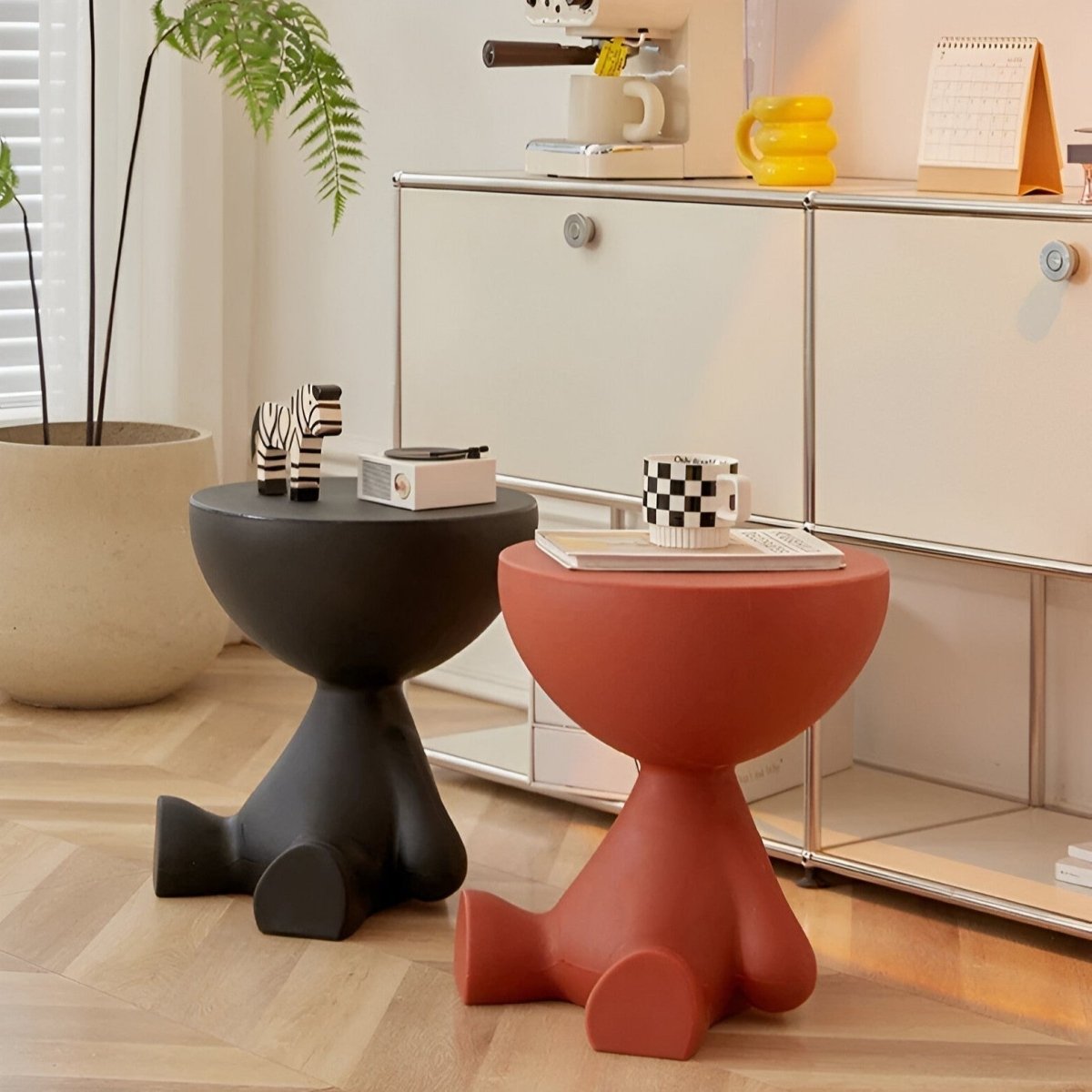 Coffee Table | Round Minimalist Design | 37 cm Diameter