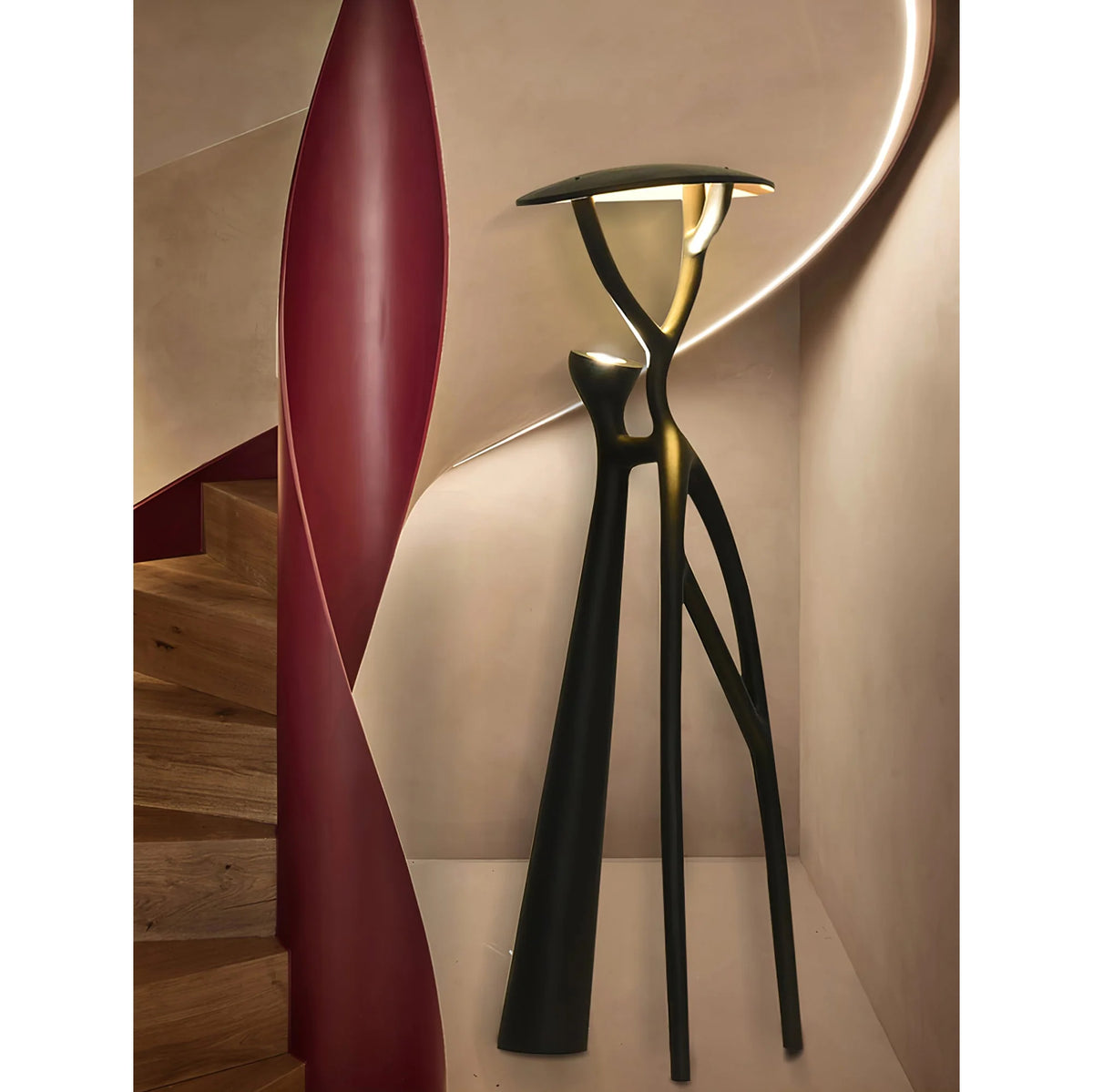 Sculptural Floor Lamp | Integrated LED & Fiberglass Body