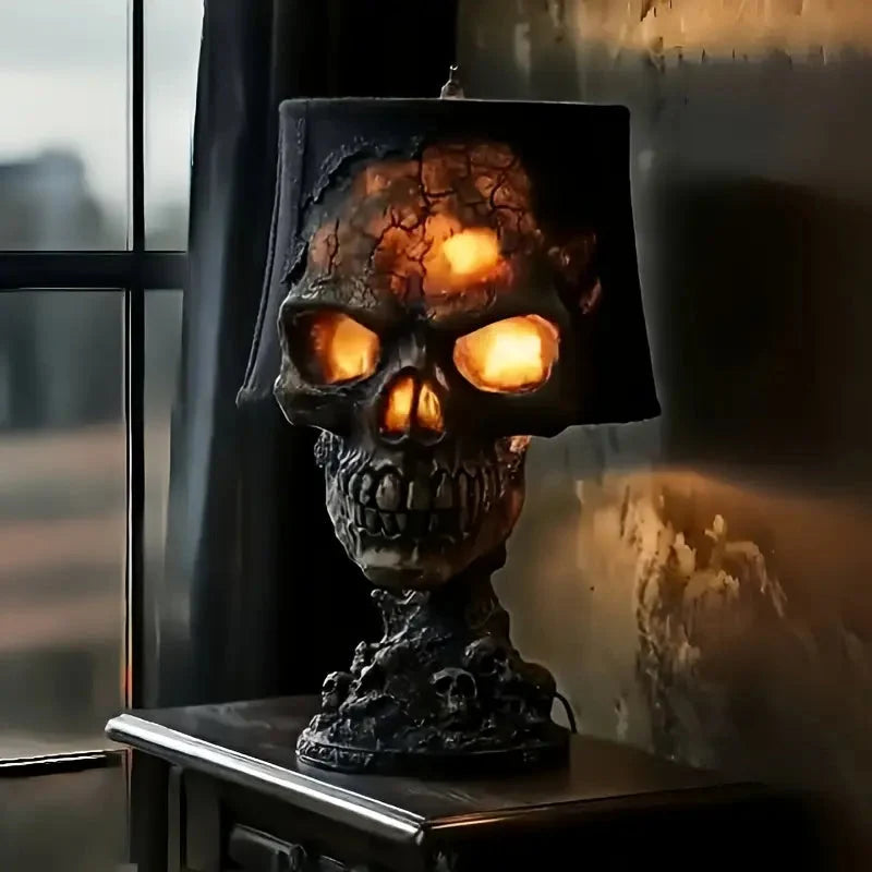Skull Lamp | Pulsating Lava Core & USB-Powered