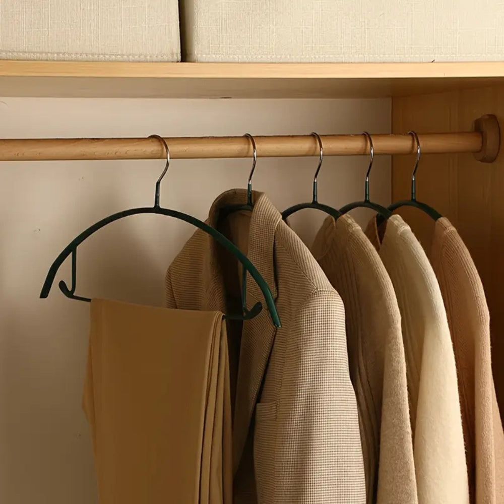 Slim Clothes Hangers